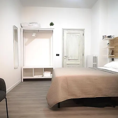Cantiere Lägenhet Reggio Emilia